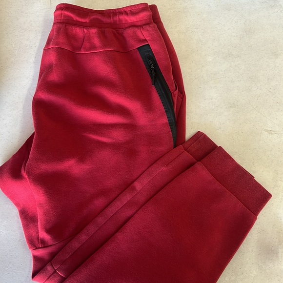Nike Tech Red Joggers - Picture 2 of 2